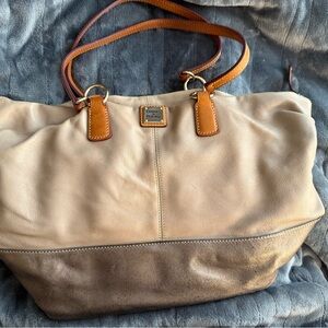 Dooney & Bourke large 2 tone satchel purse
